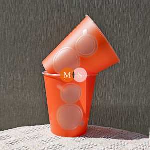 Gobelets en plastique évidés personnalisés jetables Orange PP tasse Film autocollant intérieur 360ml Boba thé tasses à café réutilisables avec <span class=keywords><strong>couvercle</strong></span> - Product Image 5