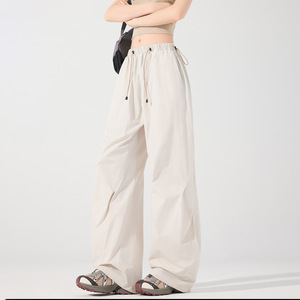 Pantalon unisexe décontracté en polyester respirant, infroissable et durable pour la randonnée, les trajets quotidiens et le travail - Product Image 4