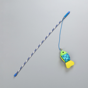 ชุดของเล่นไม้ล่อแมวรูปปลา ของเล่นออกกำลังกายสำหรับแมว - Product Image 4