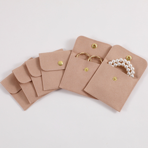 PUPPYSWE Sell 40pcs 8*8cm Microfiber Jewelry Bag <b>No</b> <b>Logo</b> High Quality Velvet Pouch Bag Jewelry Packaging Pouch <b>NO</b> <b>logo</b> - Product Image 4