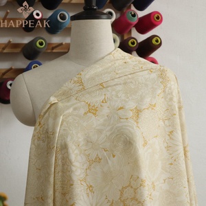 Tessuto di Cotone Tana Lawn di Lusso HAPPEAK, Stampa Floreale <span class=keywords><strong>Liberty</strong></span> Londinese, Morbido e Setoso, Colori Pastello, per Creazioni DIY di Alta Gamma - Product Image 6