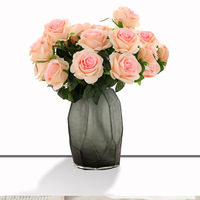 Vente en gros de 9 têtes de roses artificielles en latex bleu, soie blanche, rose vif réaliste, pétales de rose en vrac pour mariage