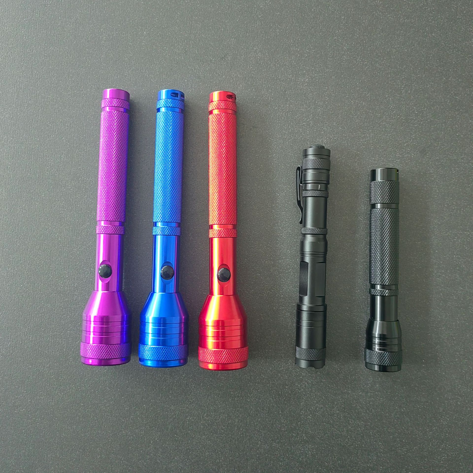 Add 0.1-0.3 yuan for a button battery protection device.