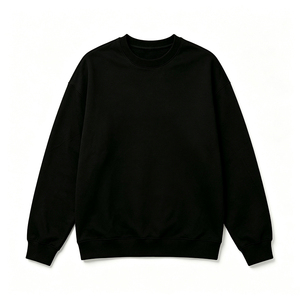 Moletom Oversized Preto Bordado com Estampa Monocromática de Motociclista Urbano, Pulôver Gráfico Estilo Streetwear para Ciclistas, Poliéster e Algodão - Product Image 4
