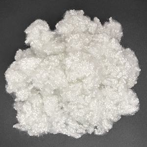 OEKO-TEX <span class=keywords><strong>Dupont</strong></span> <span class=keywords><strong>Sorona</strong></span> Isolation synthétique recyclée biologique Remplissage Polyfill Remplissage PP Coton 100% <span class=keywords><strong>Fibre</strong></span> de polyester - Product Image 1