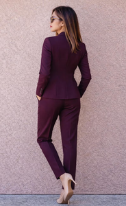 Conjunto de traje morado elegante para mujer, blazer a medida y pantalones a juego, traje de pantalón elegante y ajustado para oficina y negocios, para reuniones - Product Image 3