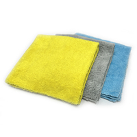 Serviette de detailing en microfibre sans ourlet 70/30 pour lavage auto en libre-service, 450 g/m², 40x40, découpe laser 80/20