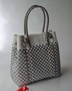 Bolso de compras de hombro de plástico reciclado respetuoso con el medio ambiente hecho a mano para mujer, diseño personalizado, Sembagi, XL, gris - Product Image 5