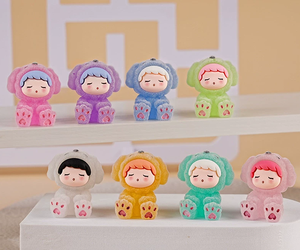 ชุดหมีสี<span class=keywords><strong>น้</strong></span>ำเงิน Xinhui Flocked Blue Bear Onesie Chibi แบบกล่องสุ่ม ของสะสม ตุ๊กตานอนหลับน่ารัก สำหรับตกแต่งโต๊ะทำงาน และคนรักของน่ารักๆ - Product Image 1