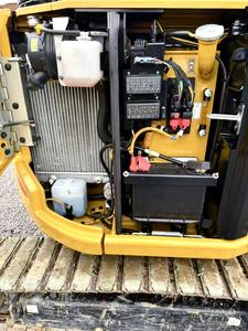 รถขุดขนาดเล็ก 3 ตัน รุ่น 303 มือสองจากญี่ปุ่น ดีไซน์กะทัดรัด ได้รับการรับรองมาตรฐาน CE รุ่นปี 2023 ราคาถูก พร้อมเครื่องยนต์และเกียร์ - Product Image 3