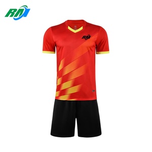 Ensembles de maillots de football imprimés par transfert thermique sur tout le corps, maillots de football de haute qualité à bas prix, vêtements de sport pour hommes, découpe automatisée - Product Image 1