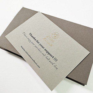 <span class=keywords><strong>Carte</strong></span> postale de remerciement en papier épais personnalisé de luxe de 800g avec <span class=keywords><strong>carte</strong></span> d'impression couleur avec logo en aluminium - Product Image 3