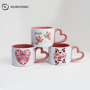 Ngày Valentine Quà Tặng Cà Phê Gốm Cốc Nước Nhà Cup Hồng Trái Tim Xử Lý Biểu Tượng Tùy Chỉnh Gốm Cốc Cà Phê Cho Các Cặp Vợ Chồng - Product Image 1