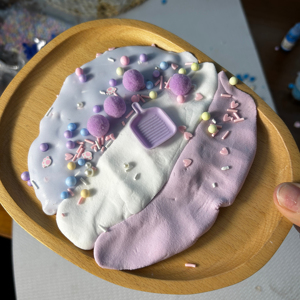 Jouet sensoriel en forme de boule fait main de luxe DIY, soulage le stress et l'anxiété et l'ADHD chez les garçons et les filles - Product Image 1