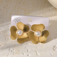 Boucles d'oreilles clous ovales en acier inoxydable électroplaqué, bijoux fantaisie personnalisés pour femmes, avec incrustation de perles artificielles et motif floral