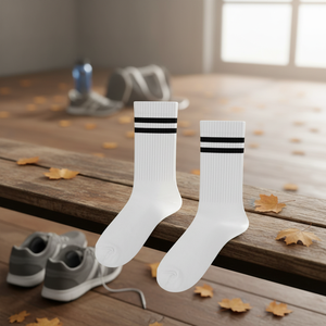 Chaussettes de sport colorées à double rayures blanches, motif personnalisable, broderie de logo, antibactériennes, compression, anti-transpiration pour l'automne - Product Image 3