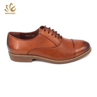 2023 belles chaussures habillées en cuir de dentelle italienne pour hommes confortable bureau d'affaires personnalisé Borong Kasut doux Oxfords