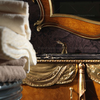 Meuble de salle de bain de style royal en bois sculpté avec miroir et double lavabo pour salle de bain