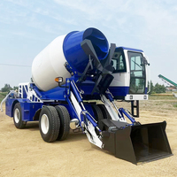 Camion malaxeur autochargeur commercial pour le chargement, le mélange et le versement sur routes rurales – Malaxeur à ciment autochargeur