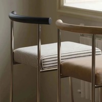 Tabouret de bar moderne en velours capitonné avec structure en acier inoxydable, chaise de salle à manger stable pour la maison
