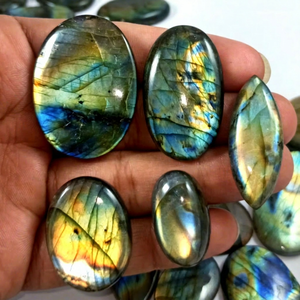 Labradorite Naturelle Formes Mixtes Cristal de Guérison Vente en Gros en Vrac Chakra Spirituel Reiki Brut pour Fabrication de Bijoux Tailles Mixtes - Product Image 1