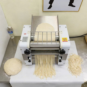 Laminoir à pâte sur pied, coupe-macaroni italien, bande transporteuse, professionnel pour pâtisserie et produits à base d'eau - Product Image 2
