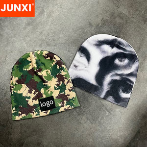 Beanie produsen khusus seluruh cetak Jacquard Cuffless topi tengkorak musim dingin kupluk pria dengan logo kustom - Product Image 1