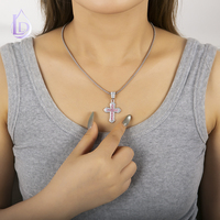 Collier ras de cou unisexe en chaîne fine avec pendentif croix en strass baguette plaqué or 18 carats, style hip-hop, cadeau de bijoux