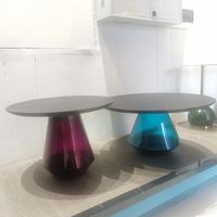 Table basse ronde en verre trempé avec plateau en laiton