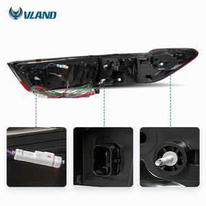 Feux arrière séquentiels fumés LED laser style CSL VLAND pour BMW G20 LCI Série 3 G80 M3 320i 330i M340i - Product Image 4
