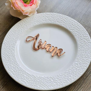 Cartes <span class=keywords><strong>de</strong></span> Place en Acrylique Doré Personnalisées avec Noms Gravés au Laser – Idéales pour Mariages et Réceptions - Product Image 5