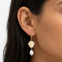 Boucles d'oreilles pendantes en forme de coquille de perle, plaquées or 18 carats, en acier inoxydable, polyvalentes, de la série Ocean, pour femmes