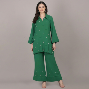 Collection exclusive de tenues pour femmes, ensemble 2 pièces en cordon vert avec perles et décorations en perles, le meilleur choix pour les fêtes - Product Image 1