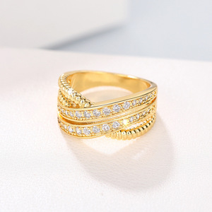 Anello a Linea Incrociata per Donne, Gioiello da Dito Minimalista ed Elegante alla Moda - Product Image 6