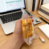Jouet Squishy en Silicone Double Couche Mini Toast, Jouet Anti-Stress Souple à Presser, Simulation de Pâtisserie, pour Adolescents et Adultes
