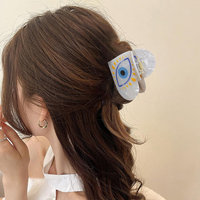 Pince à cheveux en faux acétate motif Evil Eyes, pince à cheveux Hamsa, pince requin cœur marbré avec yeux bleus, pince à cheveux personnalisée sur mesure