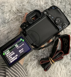 Appareil photo reflex numérique d'occasion <span class=keywords><strong>Canon</strong></span> EOS 70D, format APS-C, <span class=keywords><strong>gamme</strong></span> moyenne, avec fonction Wi-Fi sans fil, vente en gros - Product Image 1