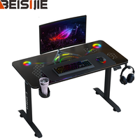 Bureau rectangulaire en métal Wquantum réglable en hauteur, surface bois/verre, éclairage RGB, porte-gobelet, crochet pour casque, assemblage pour le gaming