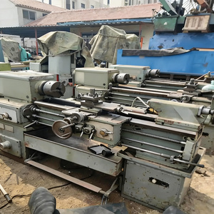 Tour manuel léger CS6140 robuste pour pièces jusqu'à 2000 mm, idéal pour le tournage de moteurs et les projets de bricolage, 380V/220V, haute sécurité, pour écoles professionnelles - Product Image 6