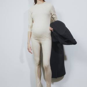 Pantalones deportivos de Yoga de cintura media con patrón sólido para mujer, mallas cómodas para mujer - Product Image 3