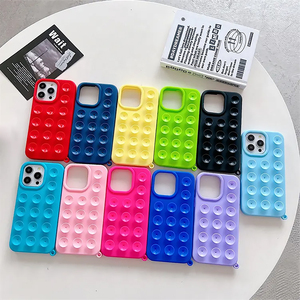Coque de téléphone portable en silicone souple de couleur bonbon simple avec ventouse et sangle pour iPhone 16 Pro Max - Product Image 2