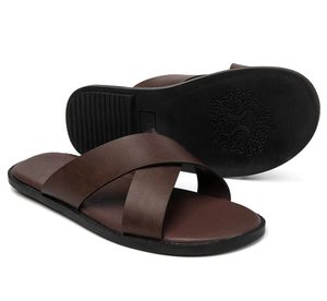 รองเท้าแตะชายหาดผู้ชาย แฟชั่นลำลอง หนัง PU สำหรับใส่กลางแจ้ง - Product Image 2