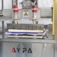 Machine de découpe de gâteaux roulés miniatures à ultrasons, ligne de production automatique en acier inoxydable avec nettoyage automatique et sécurité