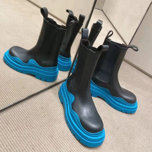 Bottes Western Bleues Tendance pour Femmes à Talon Bas et Plateforme 2025 - Product Image 1