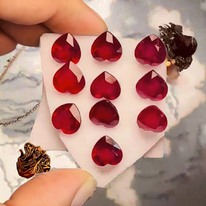 Nouvelle Arrivée Pierre Précieuse Rubis Rouge Qualité AAA Coupe Cœur 10-11mm Lustre Superbe Coupe Parfaite pour Bijoux et Fabrication de Bijoux - Product Image 3