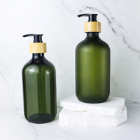 Botol Lotion Plastik PET Berkualitas Tinggi 300ml 500ml dengan Warna Amber Hijau Frosted, Tutup Bambu, Pompa Semprot & Sablon