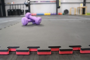Tapis de tatami de Jiu Jitsu en EVA de 30 mm, tapis de mousse réversible BJJ, tapis d'arts martiaux, tapis de <span class=keywords><strong>judo</strong></span>/karaté/<span class=keywords><strong>dojo</strong></span> antichoc, texture T, densité 85 kg/m - Product Image 5