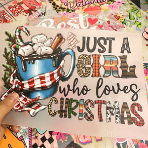 Sencillo Adhesivo Termoadhesivo DTF 'Just a Girl Who Loves Christmas' para Camisetas y Sudaderas <span class=keywords><strong>de</strong></span> Mujer, Decoración DIY para Ropa <span class=keywords><strong>de</strong></span> Invierno y Festiva - Product Image 1