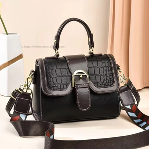 High Quality Pu Leather Women Handbags Trendy Fashion Latest Luxury Designer Tote Bags Women's Shoulder Bags - Product Image 1