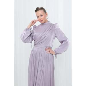 Robe de soirée longue plissée en satin lilas pour femme Puane - Robe Abaya élégante de longueur complète pour les occasions spéciales - Product Image 1